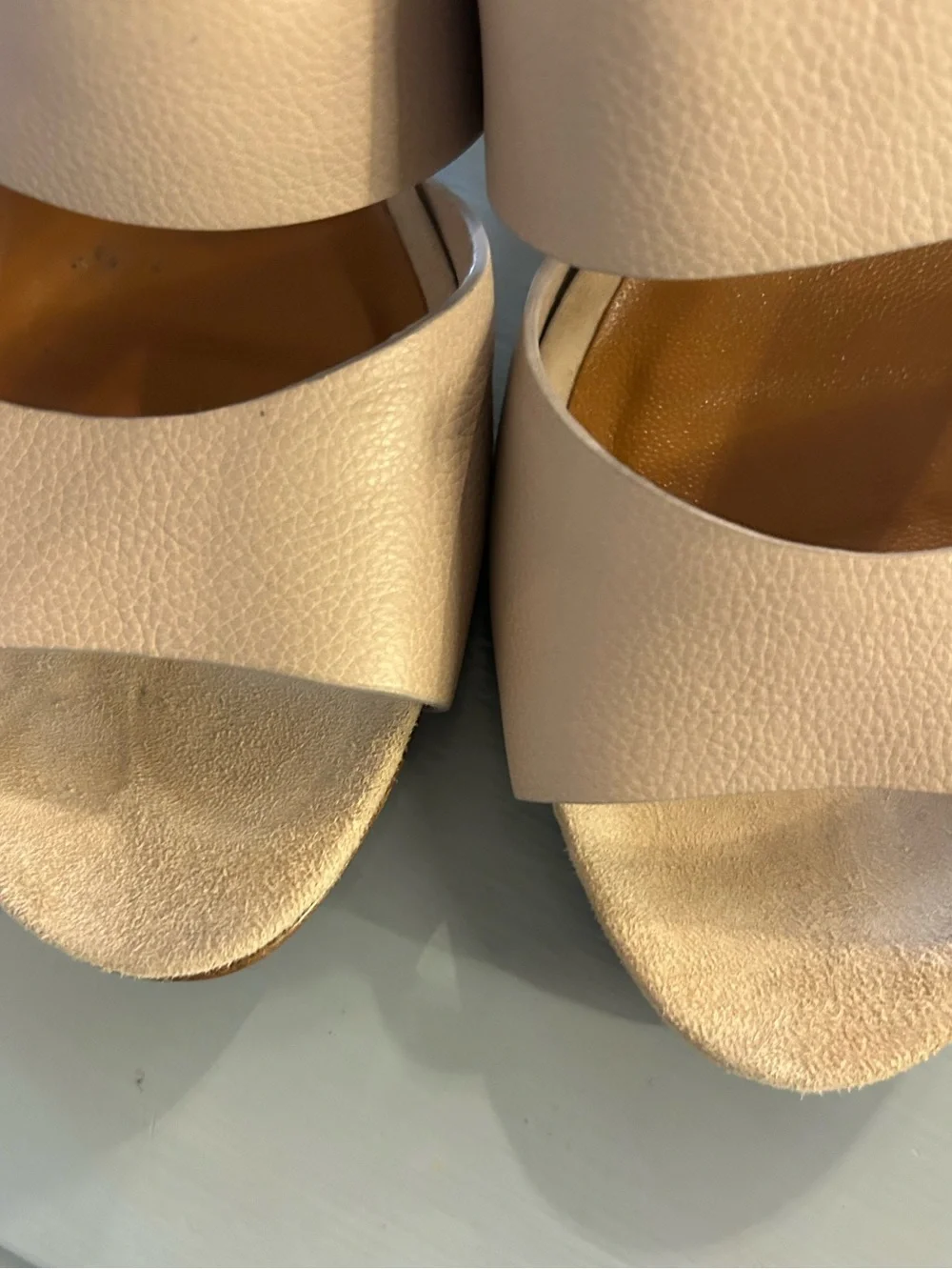 Aquatalia Women’s Basha Soft Tumbled Leather Heels Taupe Ankle Strap Shoes 9